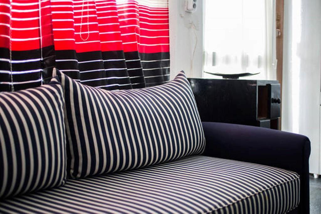 Wavedance Accommodation Salamís Eksteriør billede